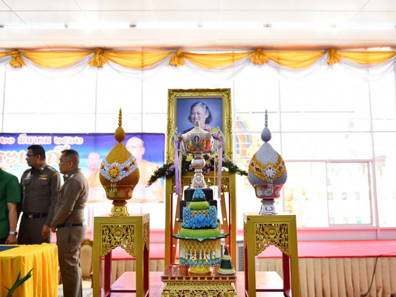 นครปฐม.     วัดไร่ขิงพระอารามหลวงแถลงข่าวการจัดประเพณีการแข่งขันเรือยาวชิงถ้วยพระราชทาน.