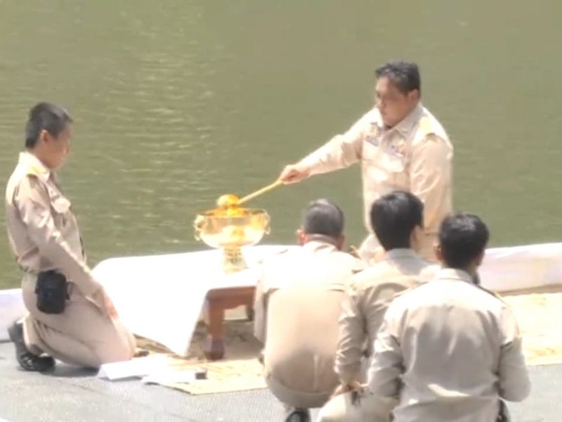 สระบุรี   ซ้อมพิธีพลีกรรมตักน้ำศักดิ์สิทธิ์และอัญเชิญน้ำศักดิ์สิทธิ์สู่พระราชพิธีบรมราชาภิเษก