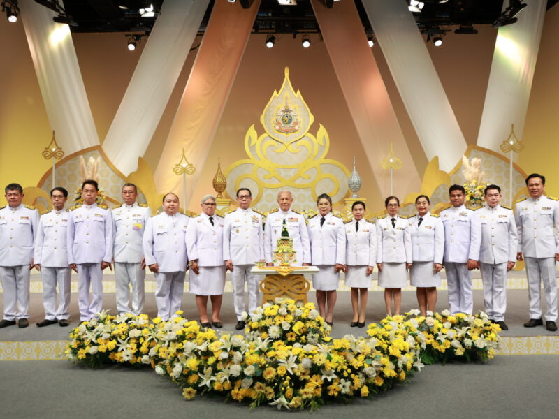 มทร.รัตนโกสินทร์ บันทึกเทปโทรทัศน์ถวายพระพรชัยมงคล พระบาทสมเด็จพระเจ้าอยู่หัว